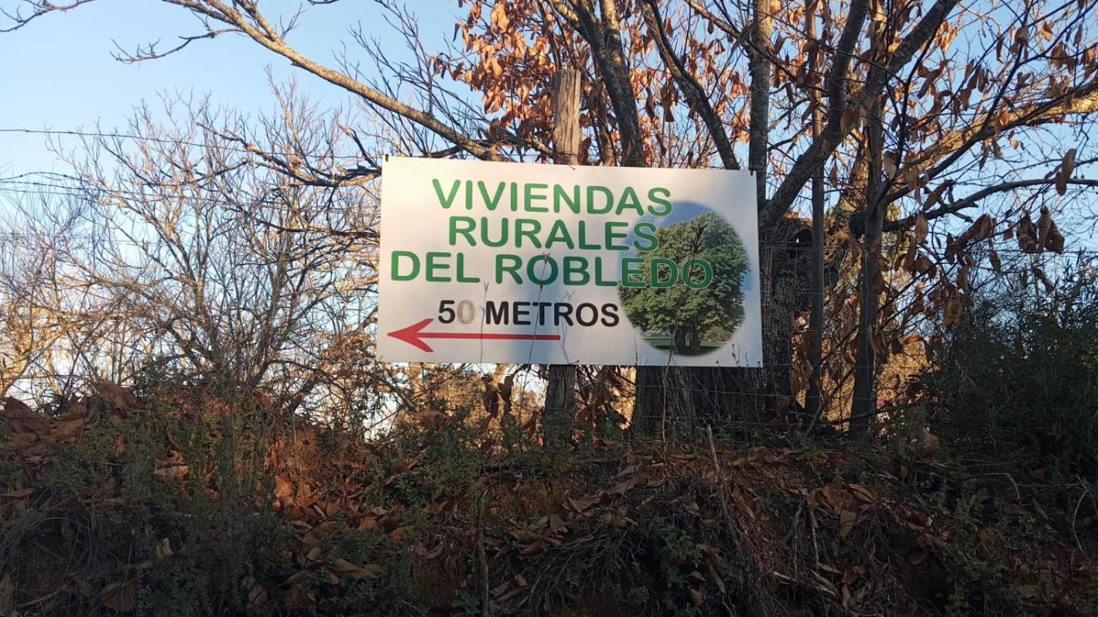 Viviendas Rurales Del Robledo Castano de Robledo Exterior foto